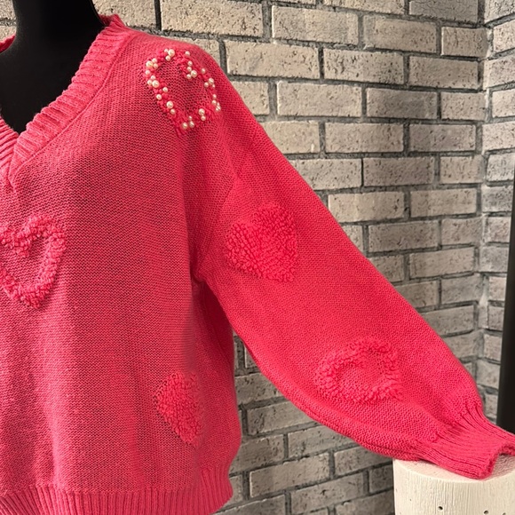 Vibrant Pink V-Neck Sweater with Balloon Sleeves - Picture 6 of 9